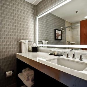 Executive King Suite Non-Smoking